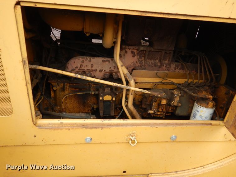 image for item EC9116 1979 Caterpillar D6D dozer
