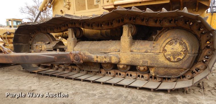 image for item EC9116 1979 Caterpillar D6D dozer