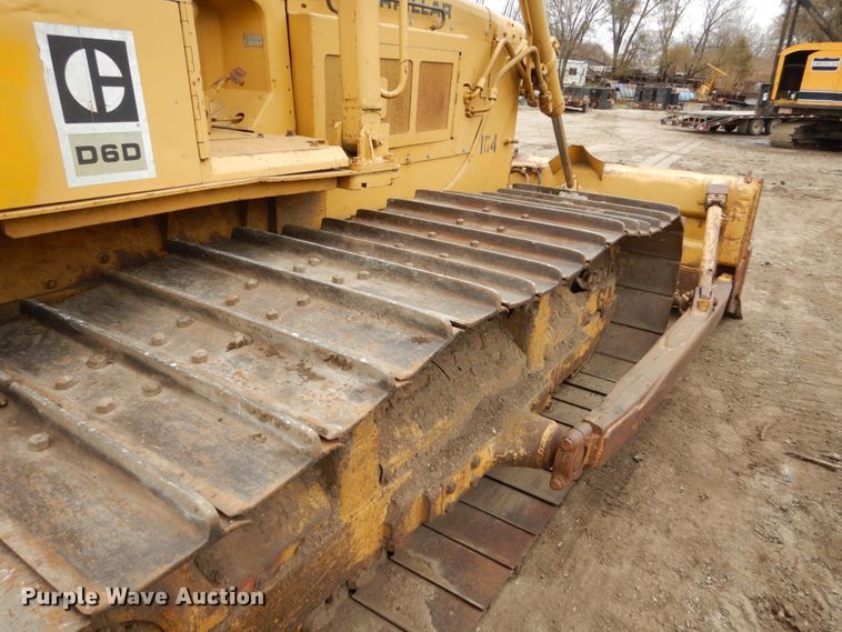 image for item EC9116 1979 Caterpillar D6D dozer