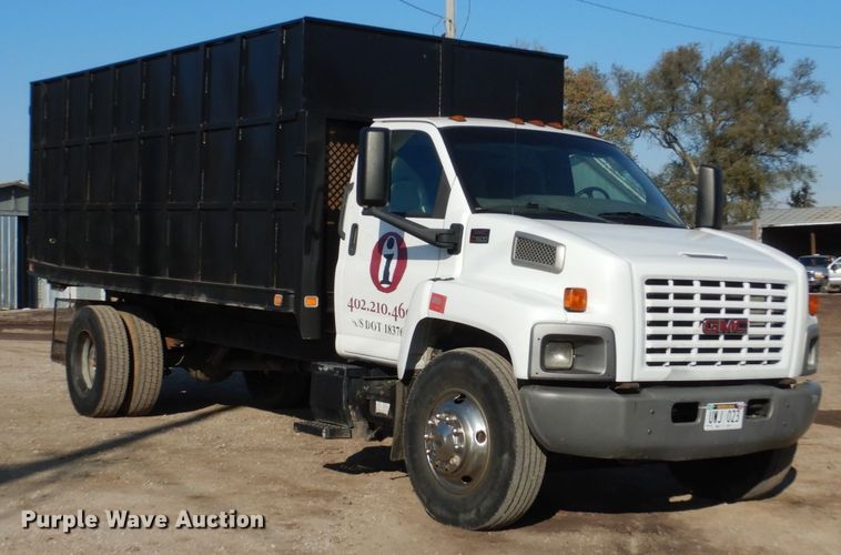 image for item EC9132 2003 GMC 7500 dump truck