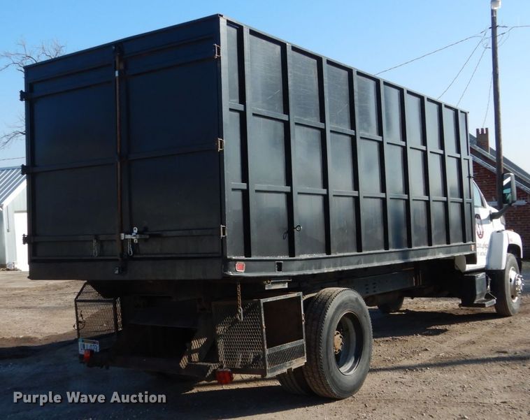 image for item EC9132 2003 GMC 7500 dump truck