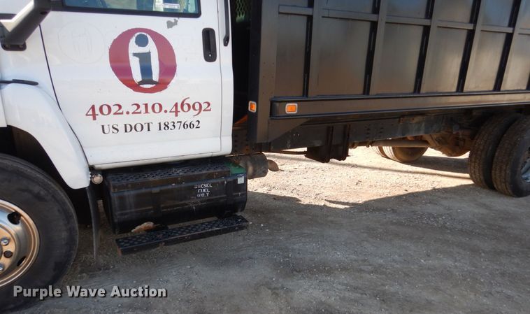 image for item EC9132 2003 GMC 7500 dump truck