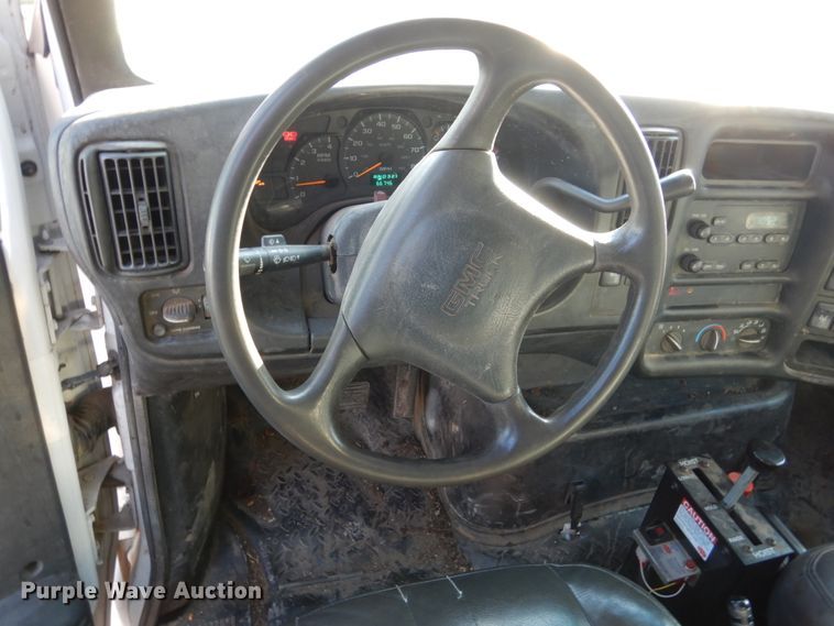 image for item EC9132 2003 GMC 7500 dump truck