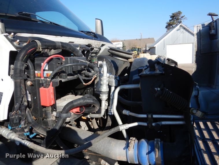 image for item EC9132 2003 GMC 7500 dump truck