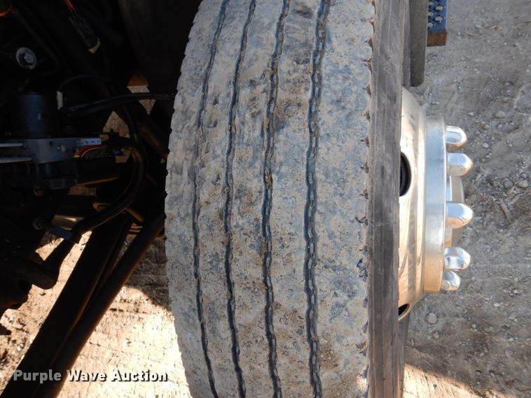 image for item EC9132 2003 GMC 7500 dump truck