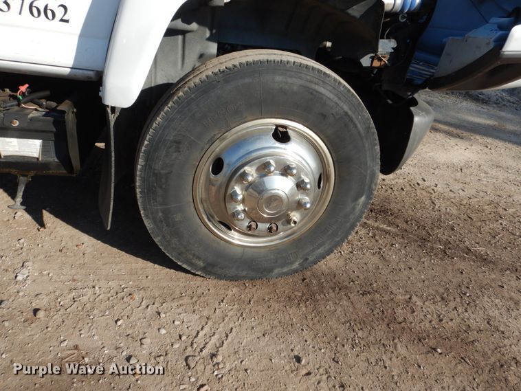 image for item EC9132 2003 GMC 7500 dump truck