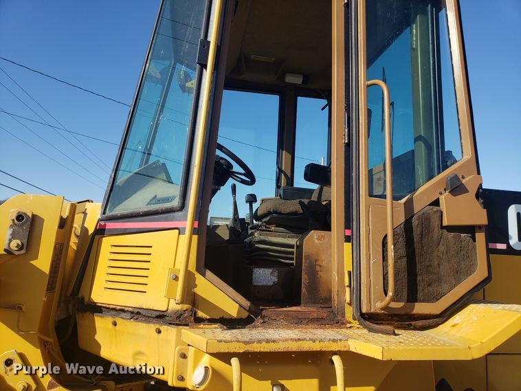 image for item ET9961 1994 Caterpillar 918F wheel loader