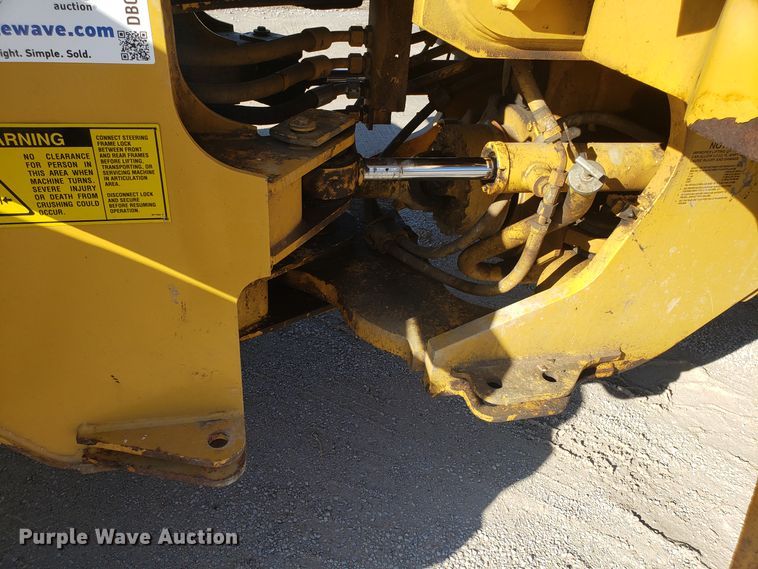 image for item ET9961 1994 Caterpillar 918F wheel loader