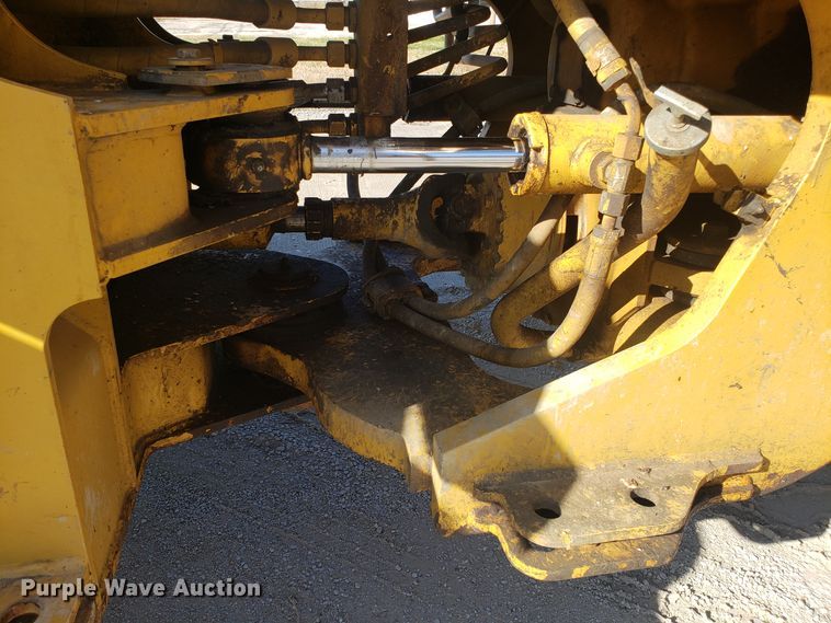 image for item ET9961 1994 Caterpillar 918F wheel loader