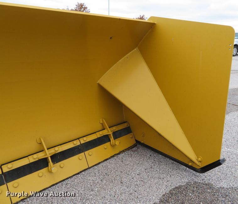 image for item EV9747 Pro-Tech IS16L snow pusher