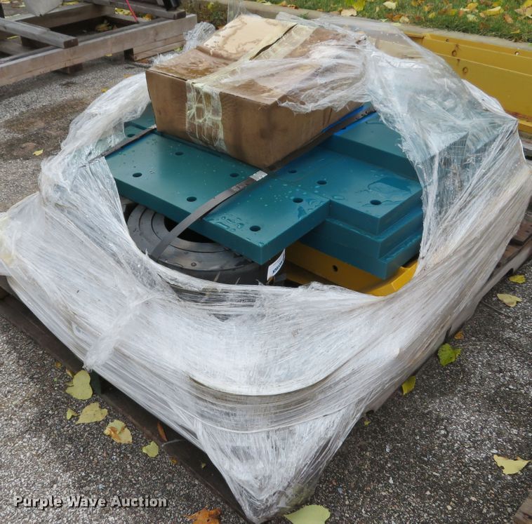 image for item EV9748 Pro-Tech IS14L snow pusher