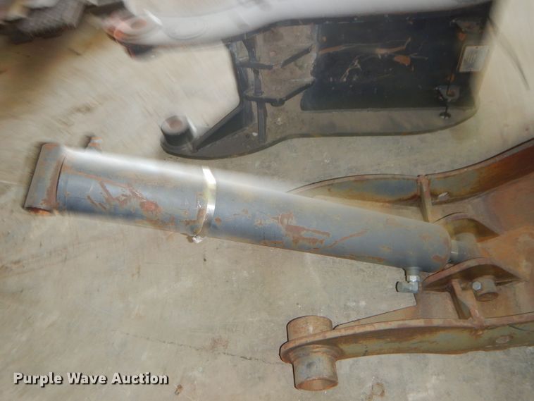 image for item FA9828 (3) hydraulic excavator thumbs