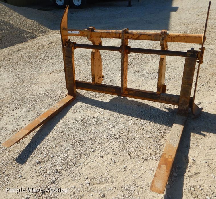 image for item FA9829 JRB 580M 44"L pallet forks