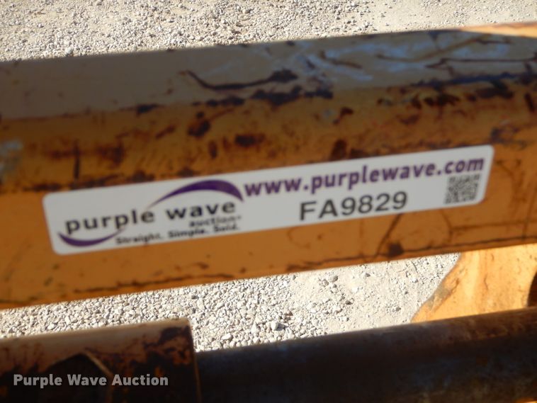 image for item FA9829 JRB 580M 44"L pallet forks