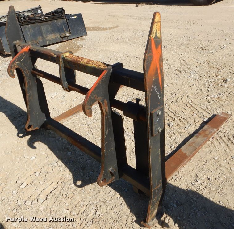 image for item FA9830 JRB 310J 46"L pallet forks