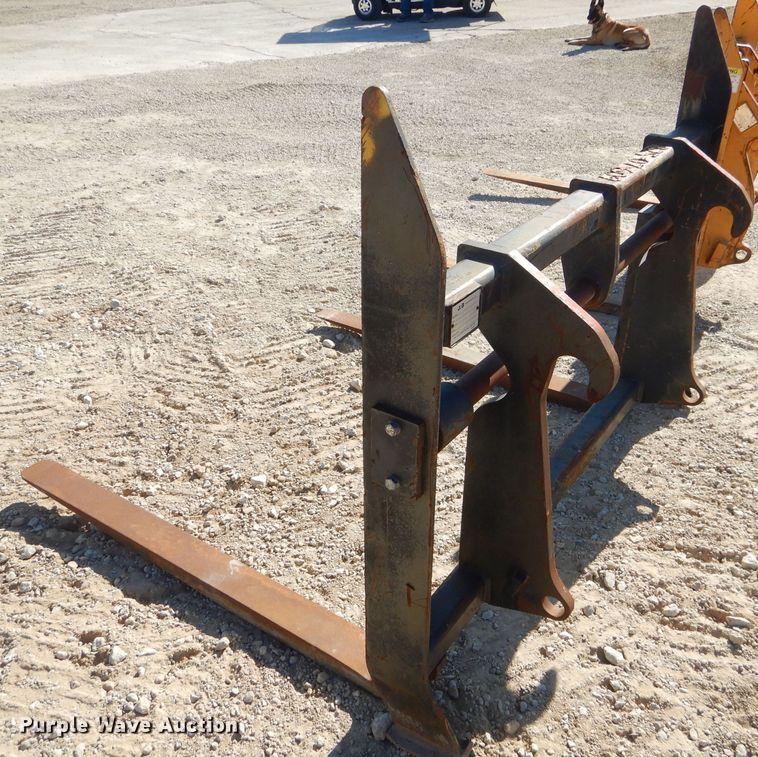 image for item FA9830 JRB 310J 46"L pallet forks