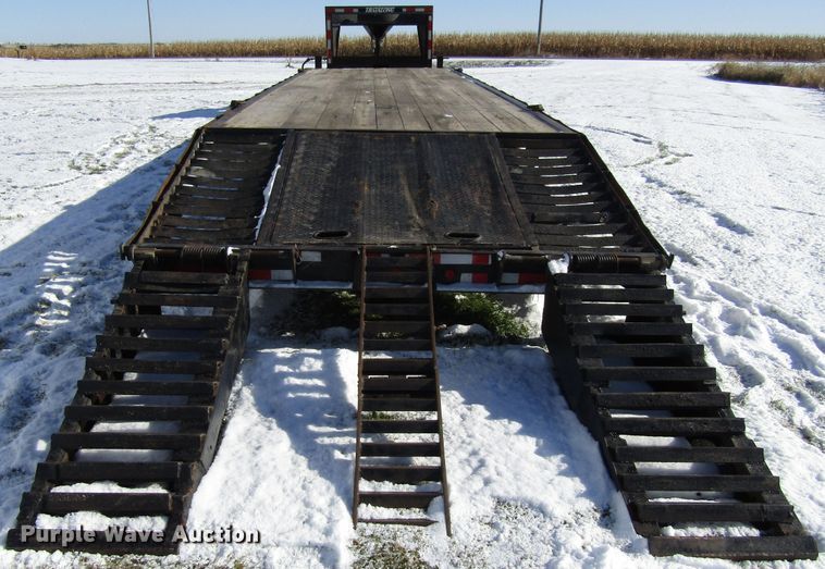 image for item FD9302 2003 Travalong equipment trailer