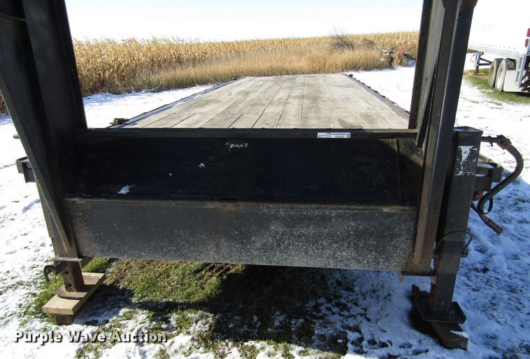 image for item FD9302 2003 Travalong equipment trailer