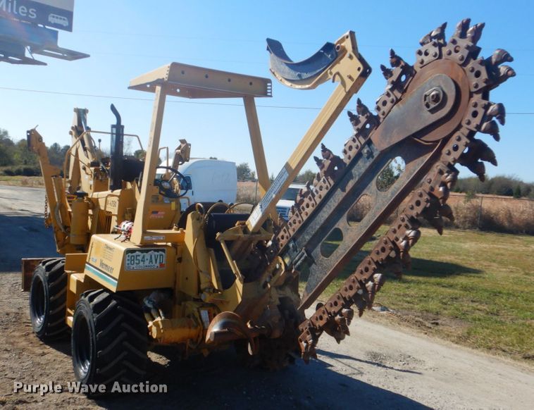 image for item FF9073 1994 Vermeer V4750 trencher