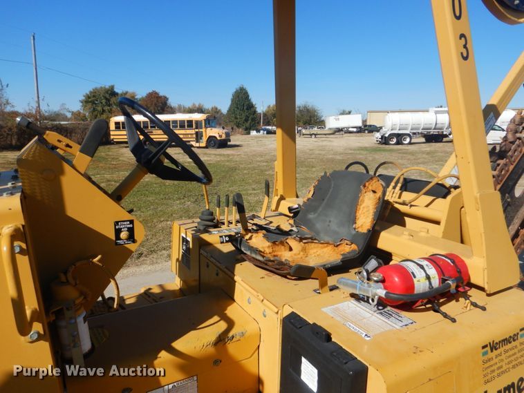 image for item FF9073 1994 Vermeer V4750 trencher