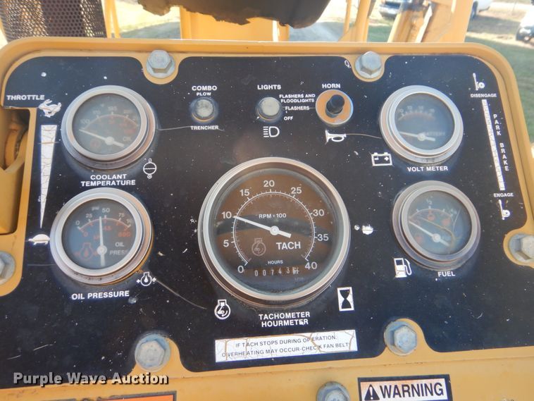 image for item FF9073 1994 Vermeer V4750 trencher