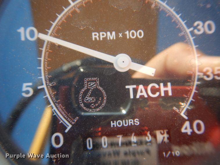 image for item FF9073 1994 Vermeer V4750 trencher