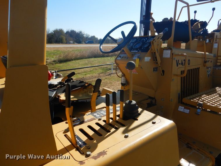 image for item FF9073 1994 Vermeer V4750 trencher