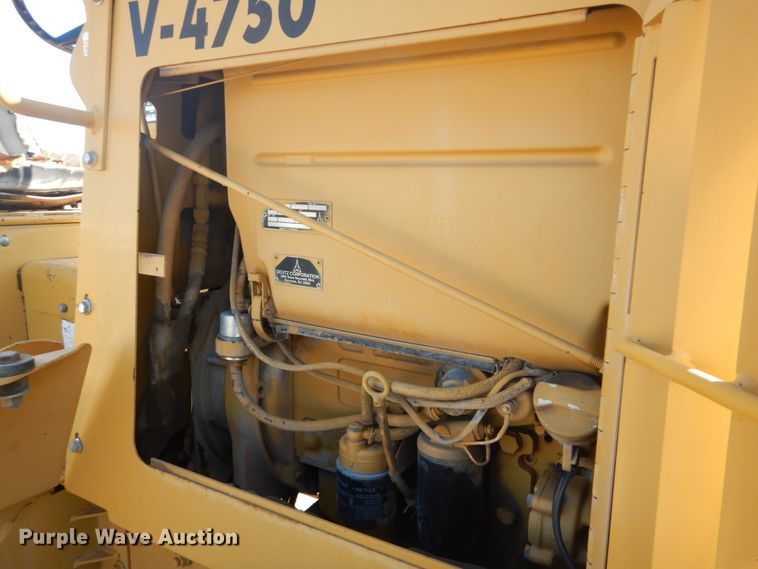 image for item FF9073 1994 Vermeer V4750 trencher