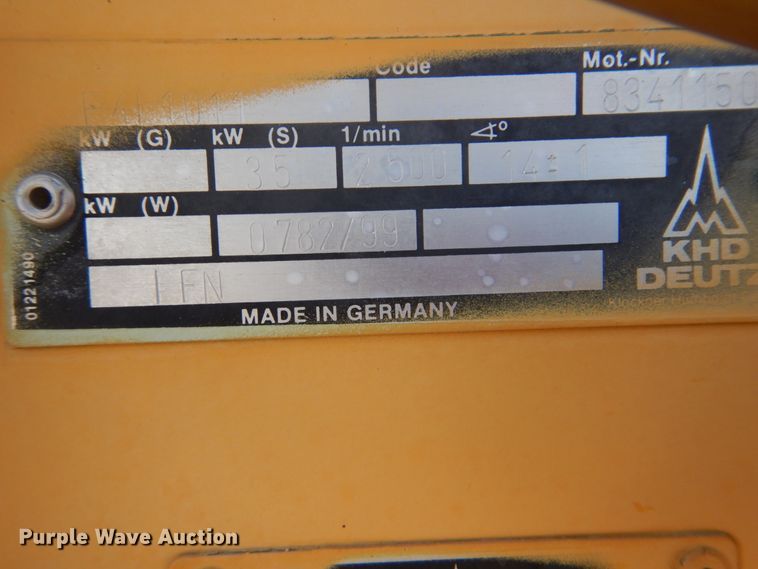 image for item FF9073 1994 Vermeer V4750 trencher