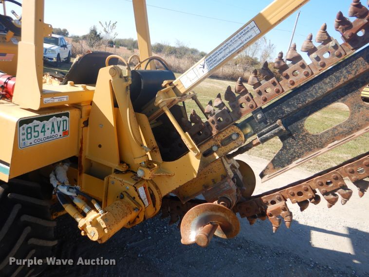image for item FF9073 1994 Vermeer V4750 trencher