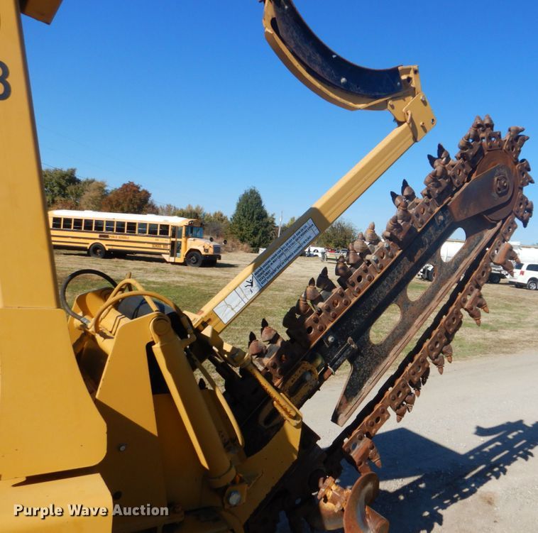 image for item FF9073 1994 Vermeer V4750 trencher