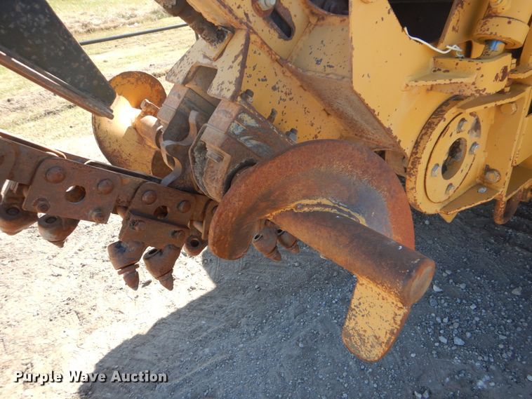 image for item FF9073 1994 Vermeer V4750 trencher