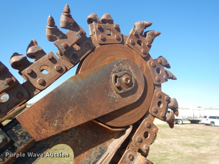 image for item FF9073 1994 Vermeer V4750 trencher