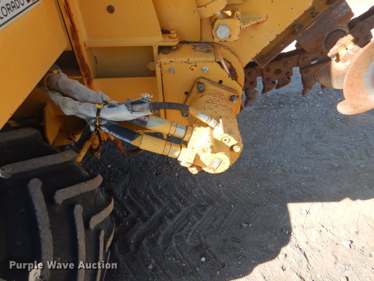 image for item FF9073 1994 Vermeer V4750 trencher