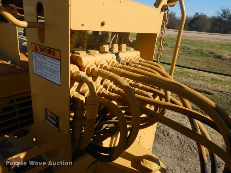 image for item FF9073 1994 Vermeer V4750 trencher
