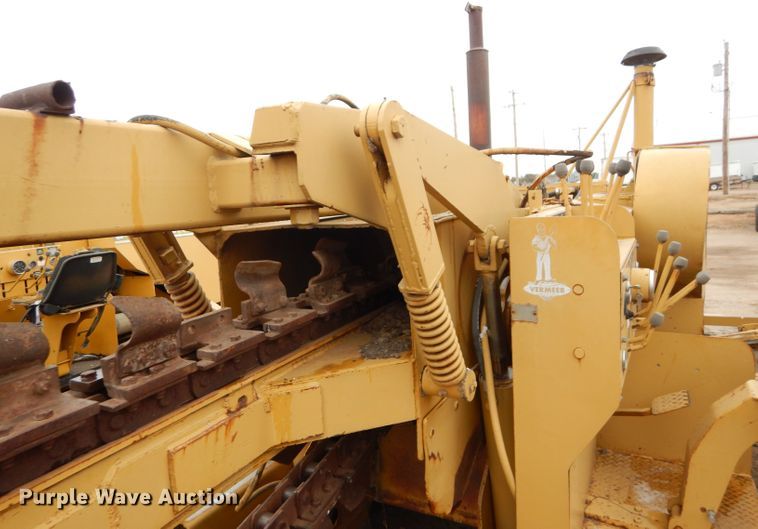 image for item FT9748 1974 Vermeer T600C trencher