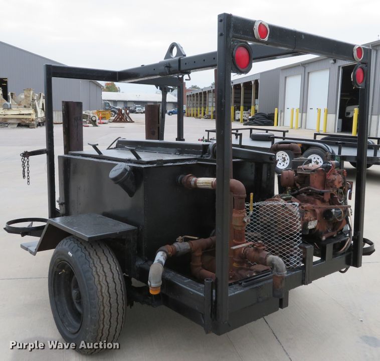 image for item GI9005 Tar pot trailer