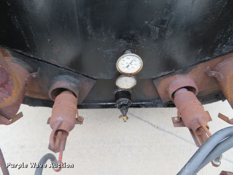 image for item GI9005 Tar pot trailer