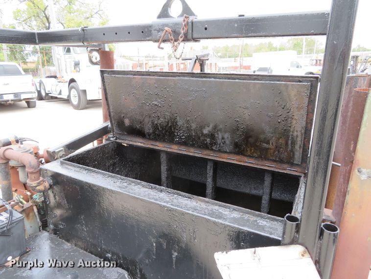 image for item GI9005 Tar pot trailer