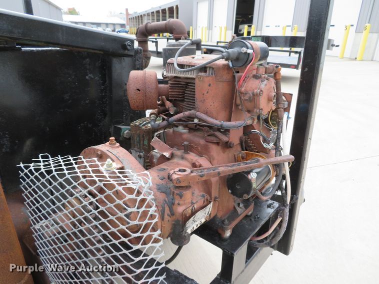 image for item GI9005 Tar pot trailer