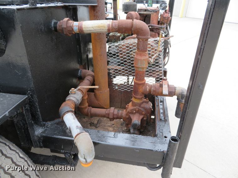 image for item GI9005 Tar pot trailer