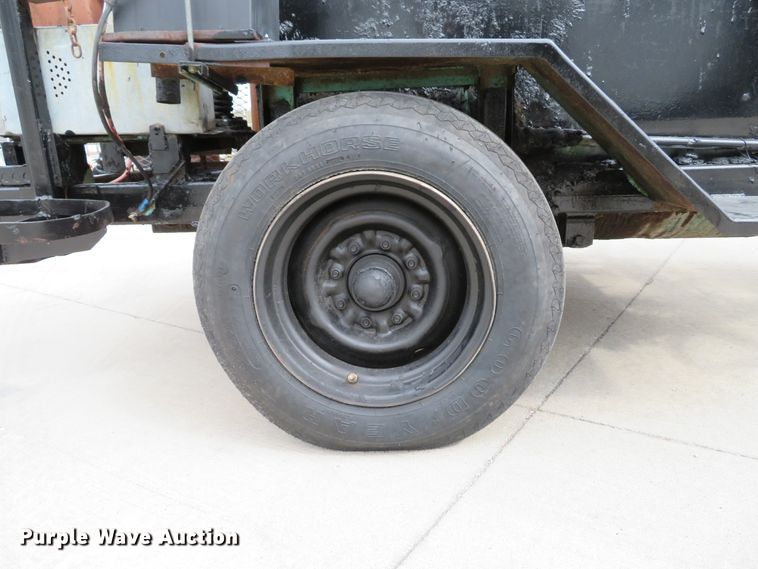 image for item GI9005 Tar pot trailer