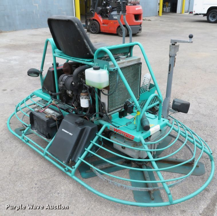 image for item GI9014 Multiquip Whiteman HHN34TVD power trowel