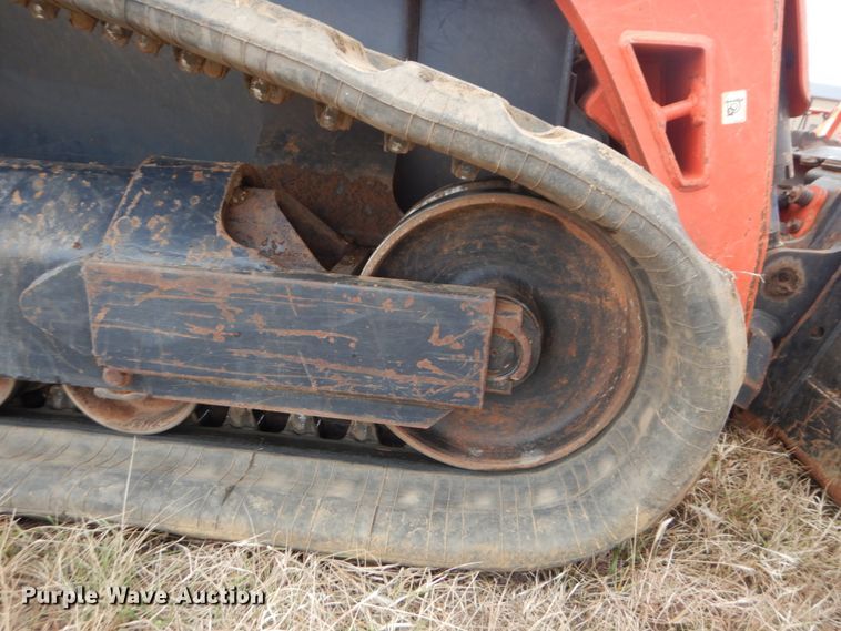 image for item FF9137 2017 Kubota SVL95-2S skid steer