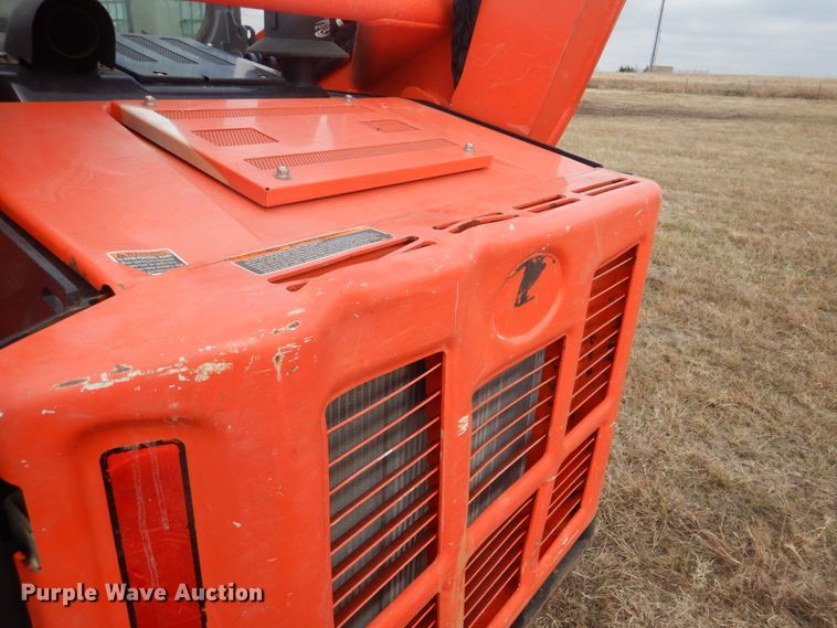 image for item FF9137 2017 Kubota SVL95-2S skid steer