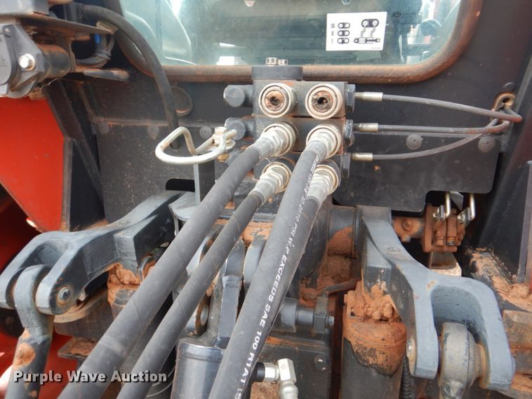 image for item FF9138 2012 Kioti RX6010 tractor