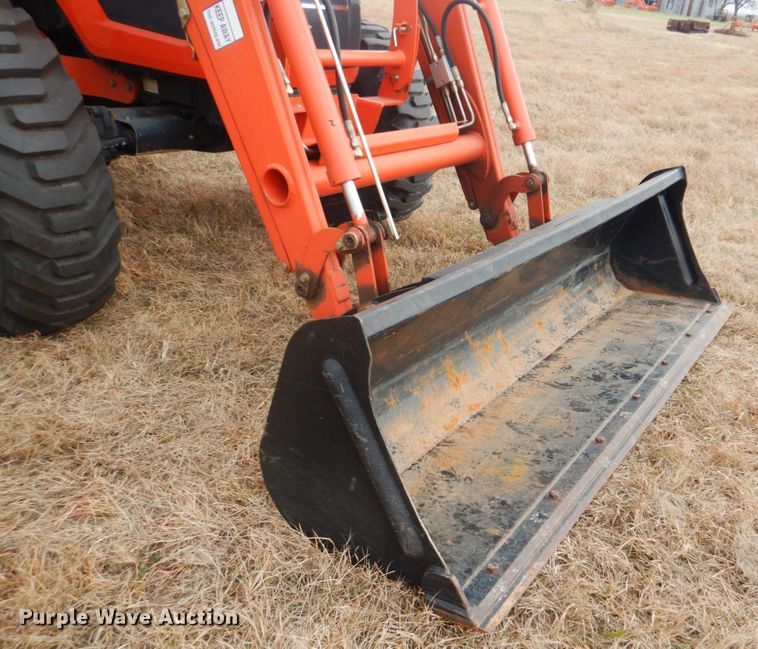 image for item FF9138 2012 Kioti RX6010 tractor