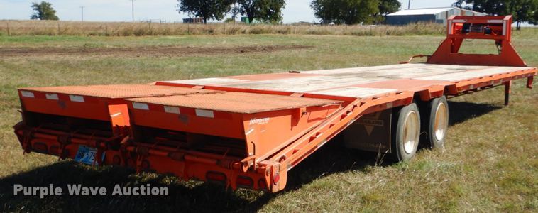 image for item GC9602 2016 PJ Trailers LD342 equipment trailer