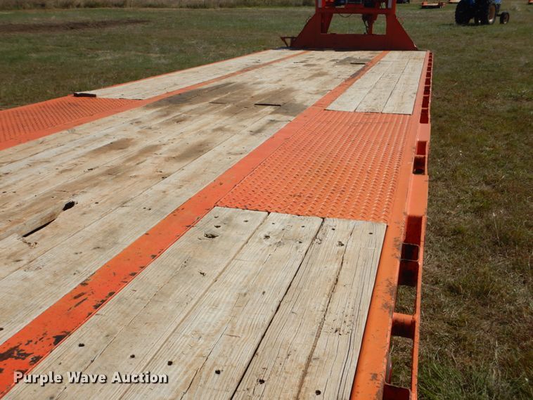 image for item GC9602 2016 PJ Trailers LD342 equipment trailer