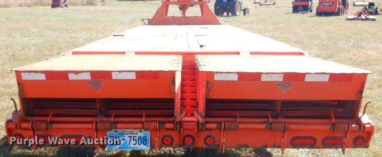 image for item GC9602 2016 PJ Trailers LD342 equipment trailer